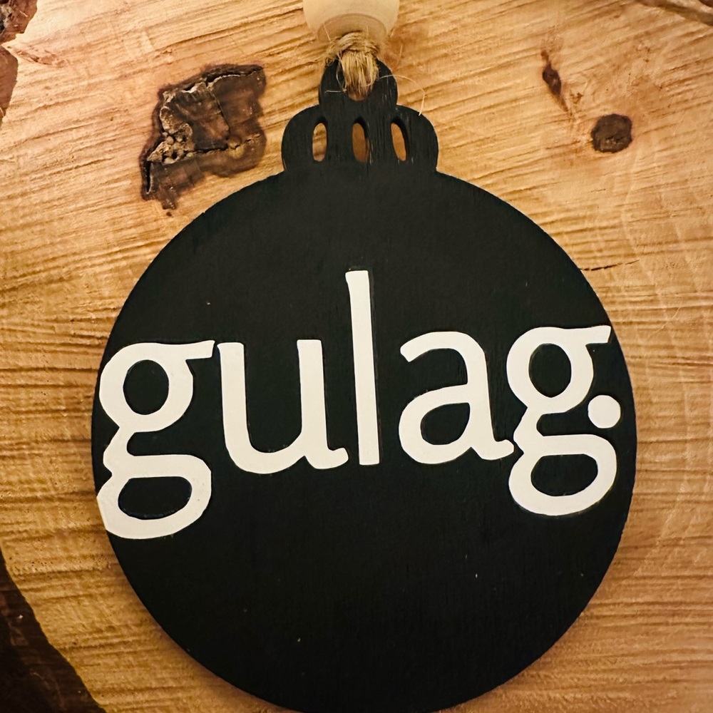 Gulag, gaming ornament
